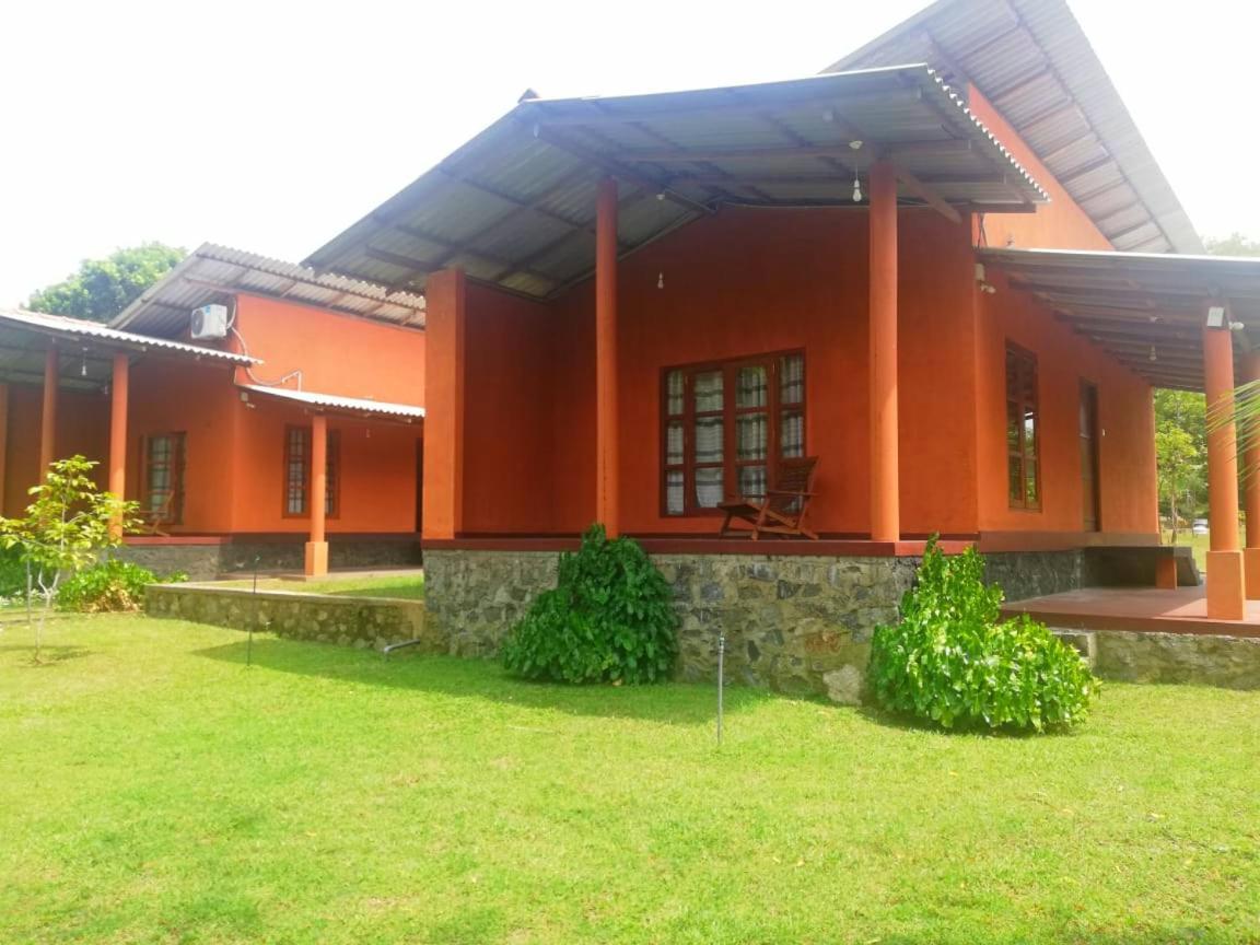 Nil Bawana Nature Resort Udawalawe Buitenkant foto